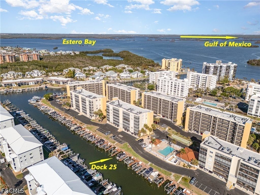 Dock 25 - 4481 Bay Beach, Fort Myers Beach