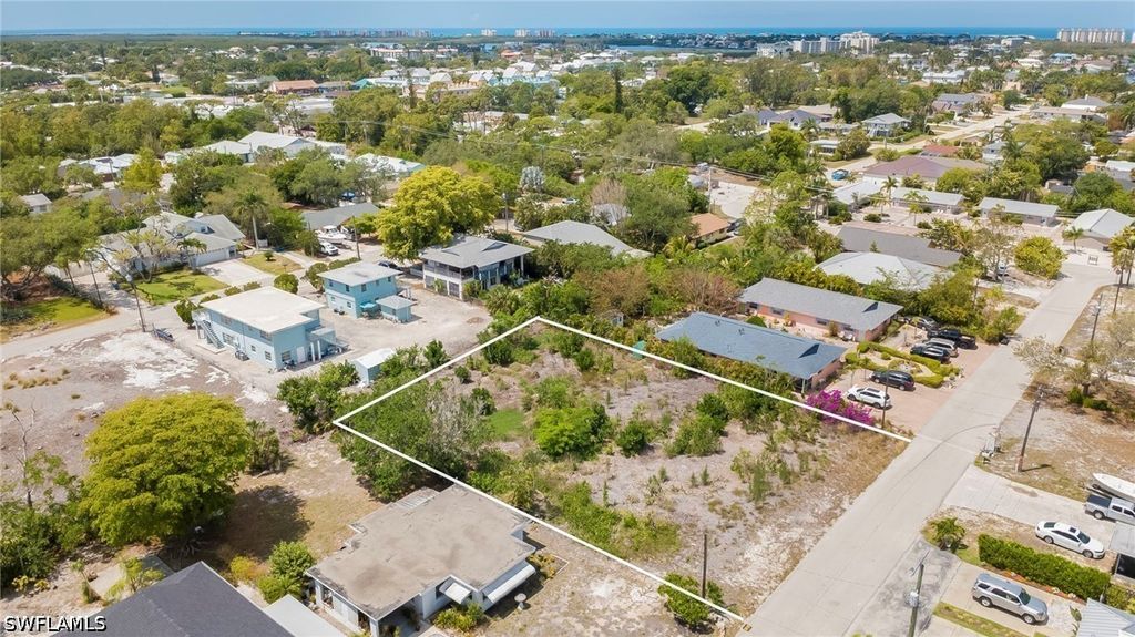4211 Mariner Ln, BONITA SPRINGS