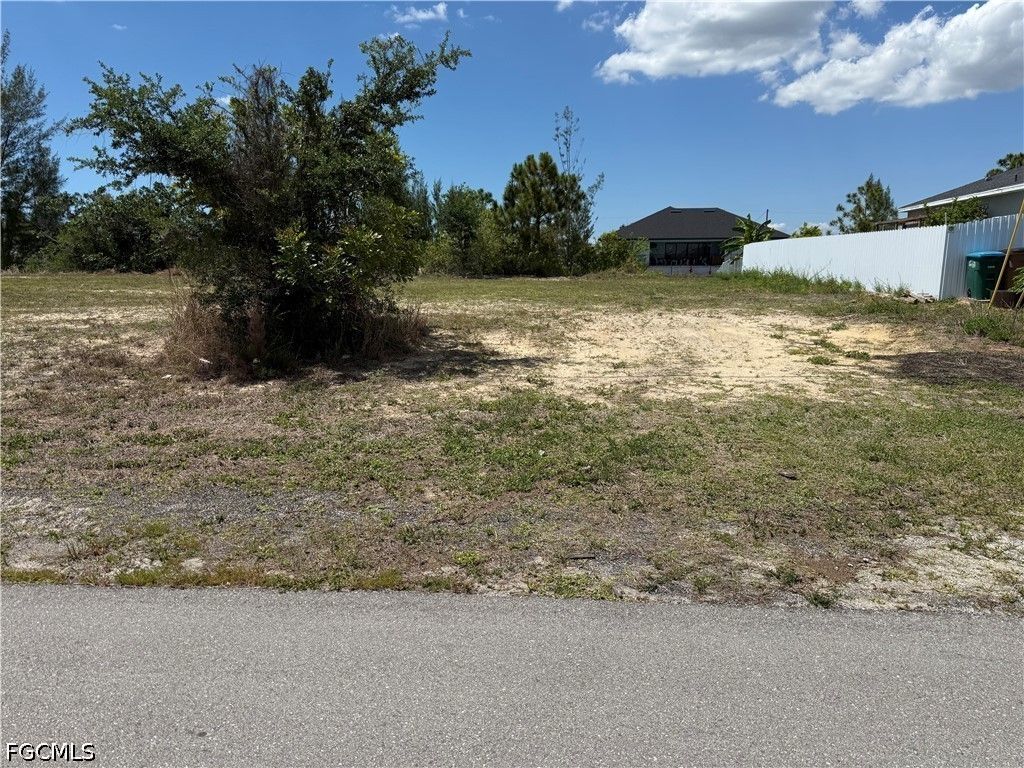1903 Nw 13th Ter, CAPE CORAL