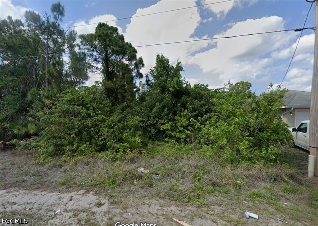 715 Little Rock St E, LEHIGH ACRES