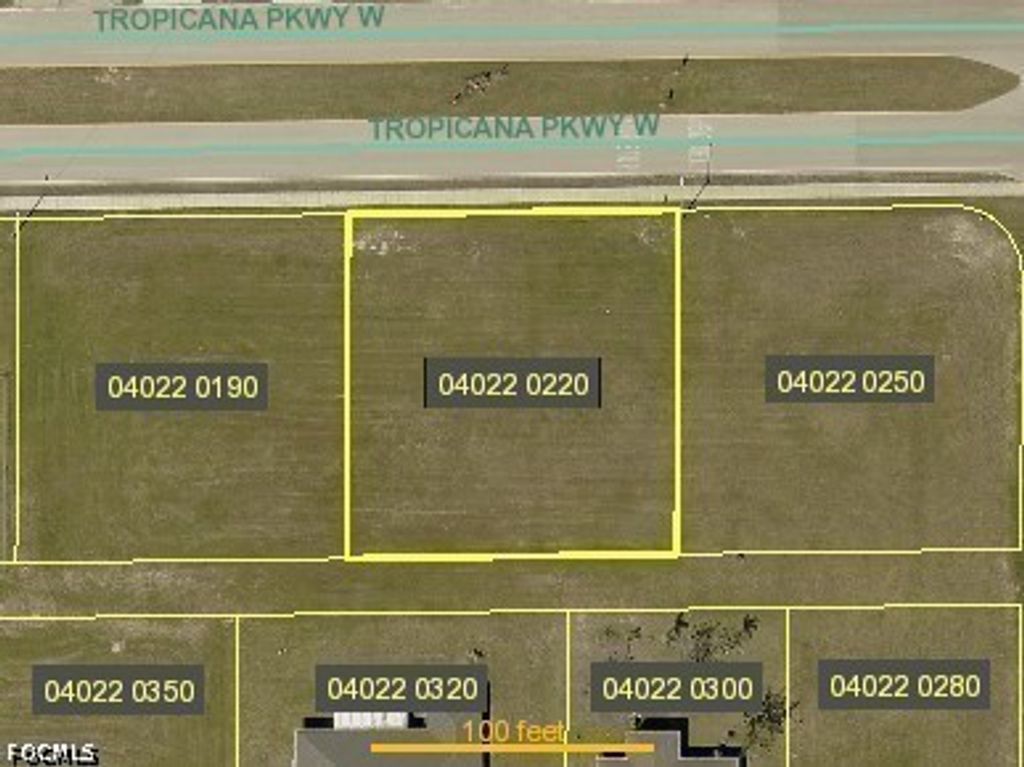 2432 Tropicana Pkwy W, CAPE CORAL