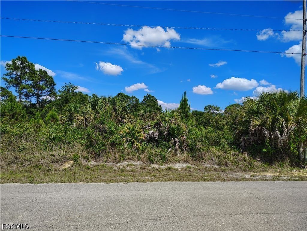 606 Monroe Ave, LEHIGH ACRES