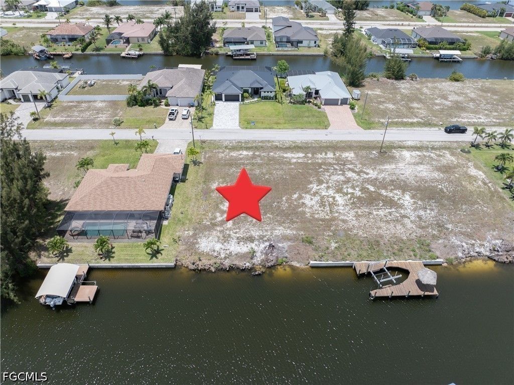 1637 Nw 39th Ave, Cape Coral