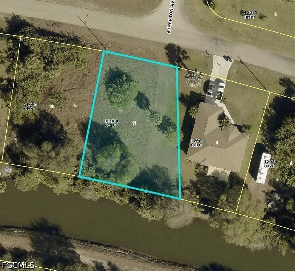 5201 Brookfield St, Lehigh Acres