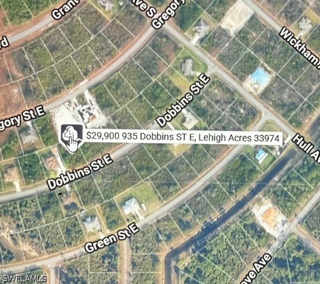 935 Dobbins St E, Lehigh Acres