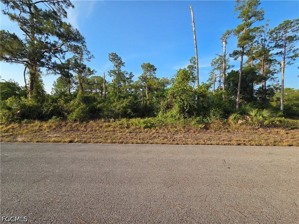 4504 E 7th St, LEHIGH ACRES