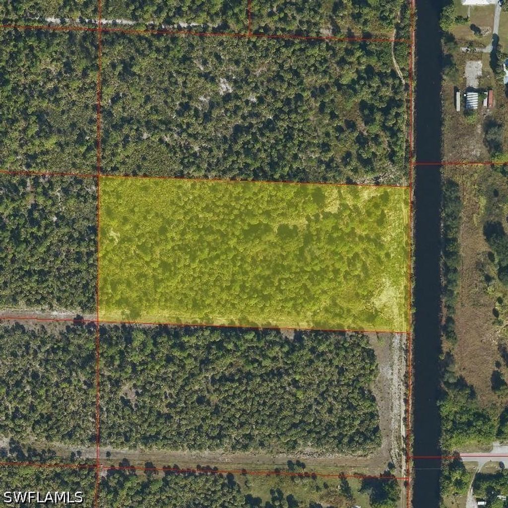 2040 Woodland Estates, Naples
