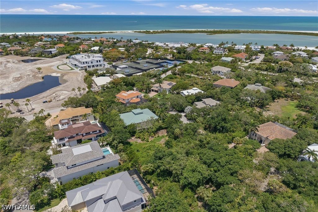 375 Gumbo Limbo Ln, Marco Island