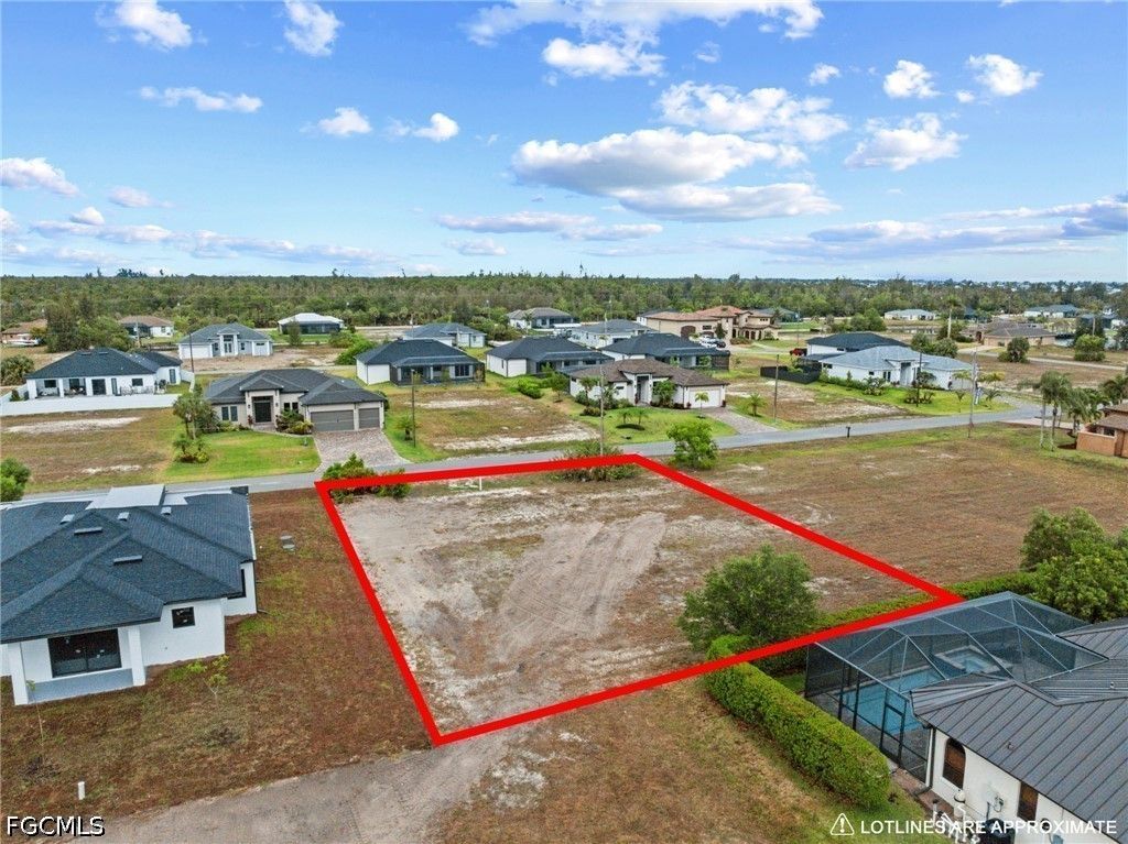 2722 Nw 41st Pl, Cape Coral