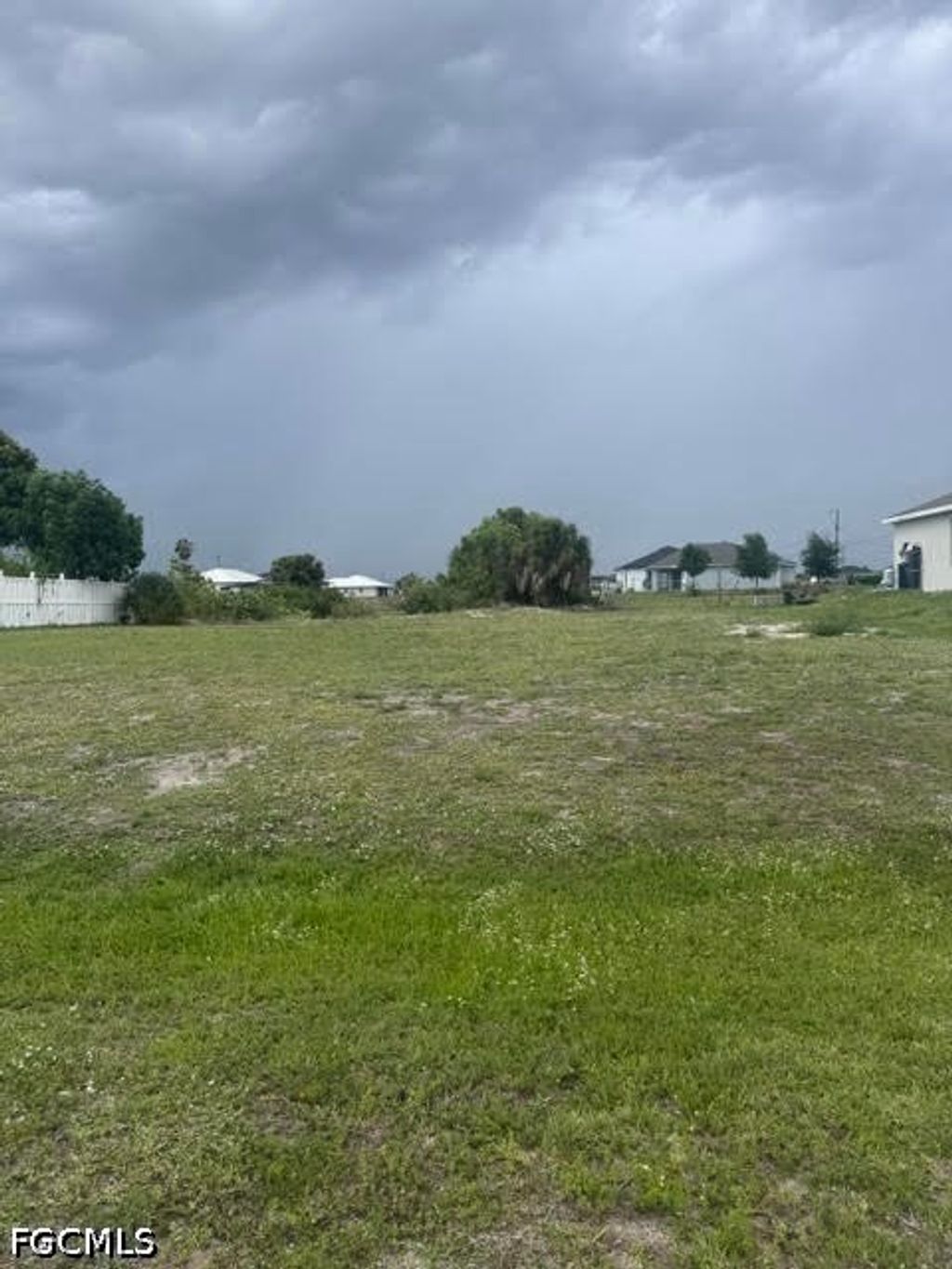 1823 Nw Embers Ter, CAPE CORAL