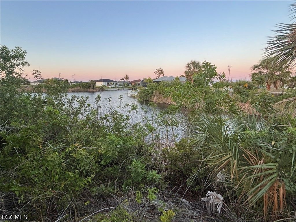 3729 Nw 38th Ave, CAPE CORAL