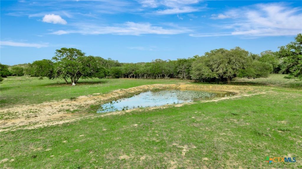16297b State Highway 111 E, Yoakum