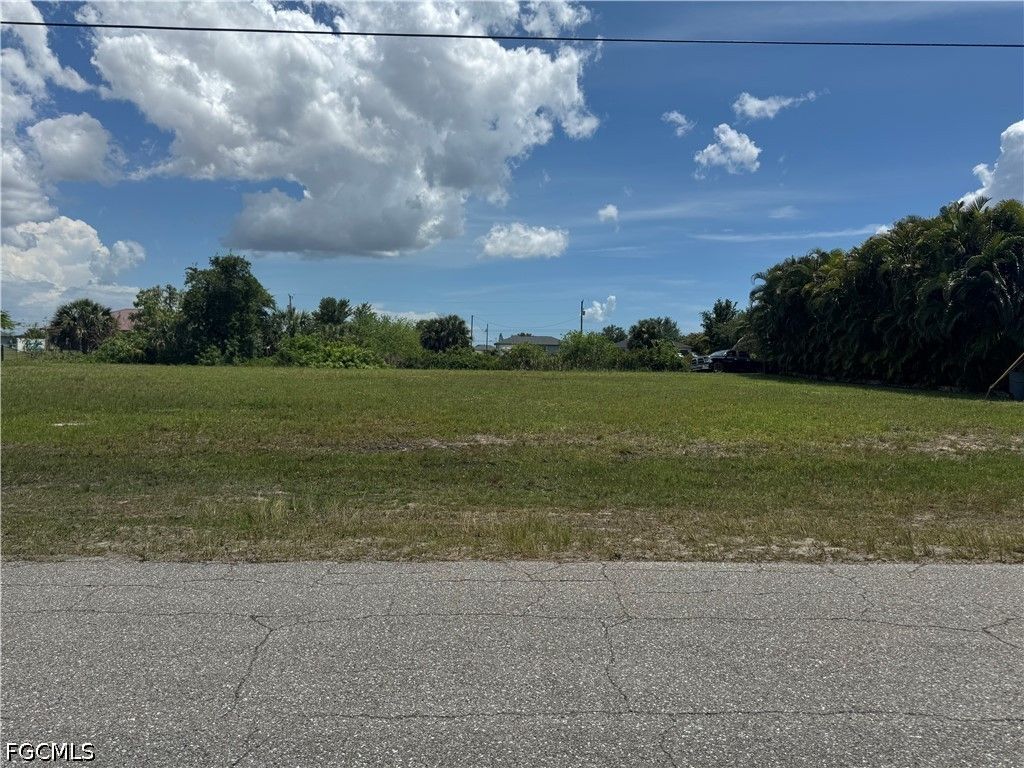 2756 Nw 4th St, Cape Coral