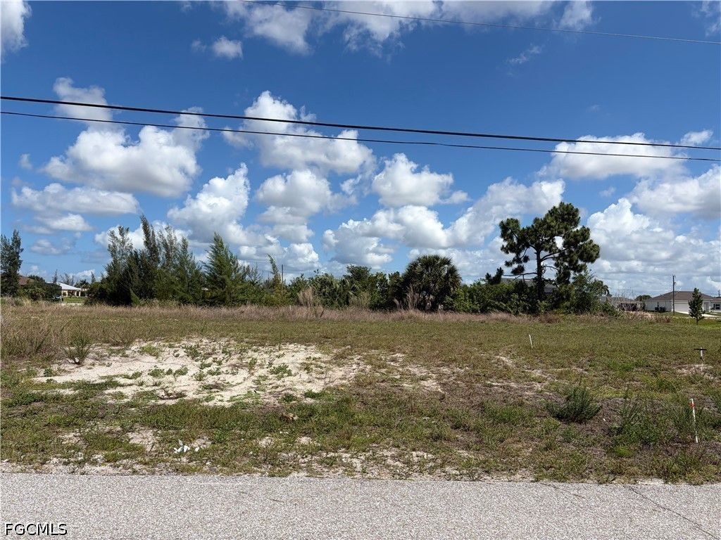 2011 Nw 17th St, Cape Coral