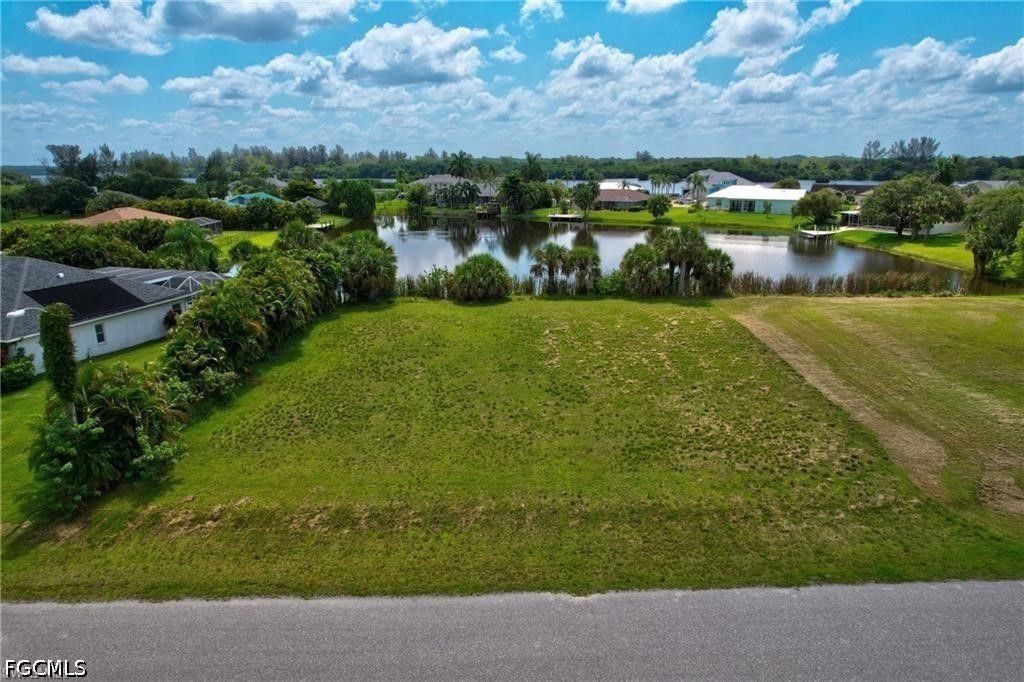 17091 Waters Edge Cir, NORTH FORT MYERS