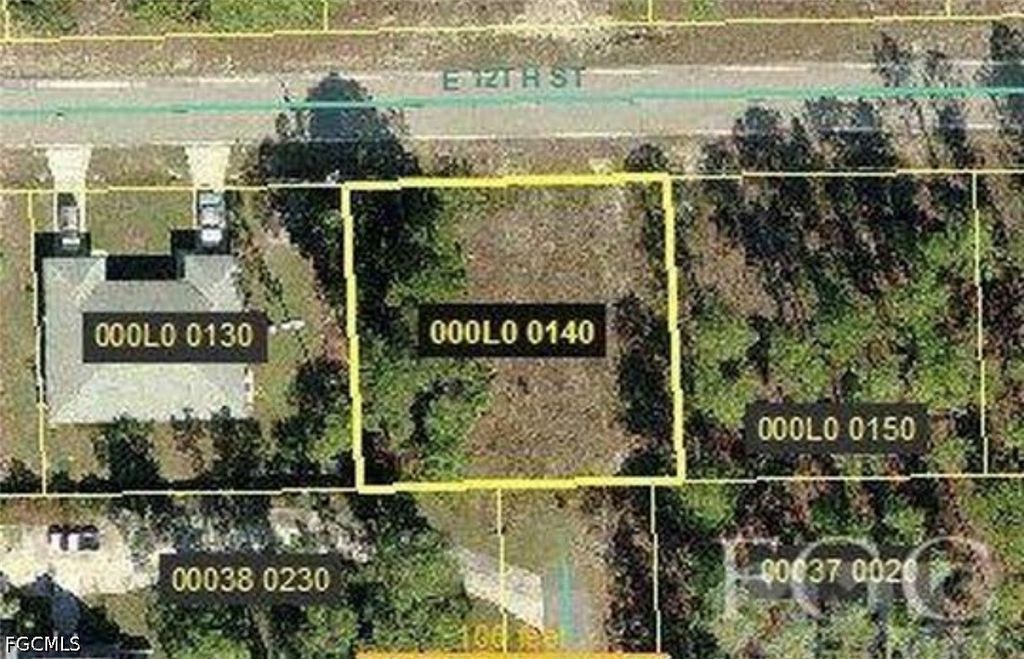 1100 E 12th St, LEHIGH ACRES