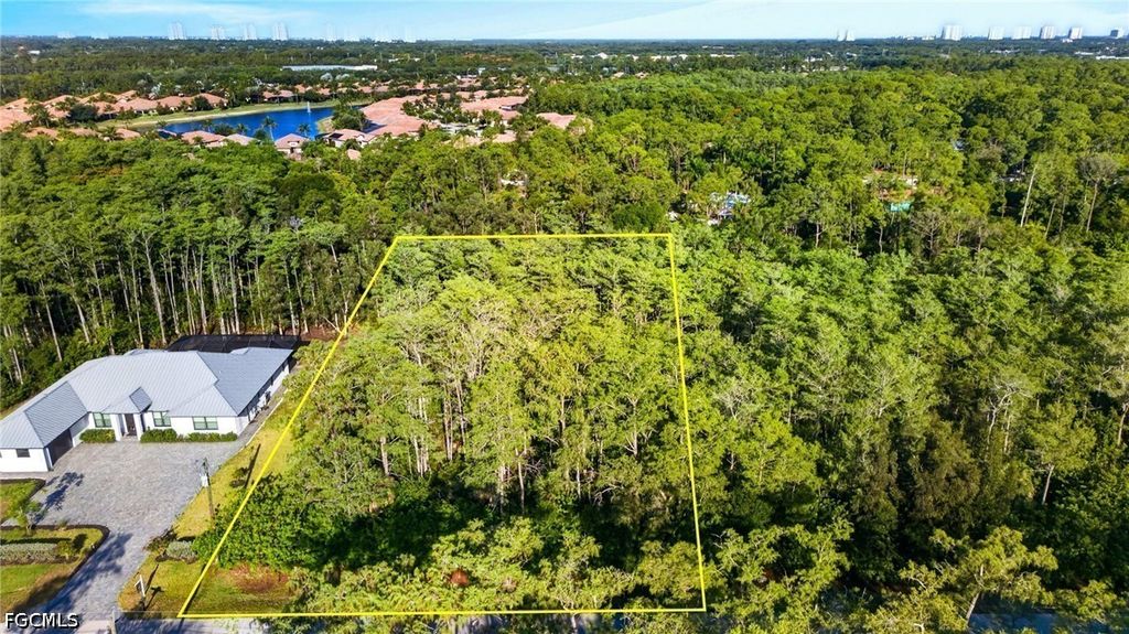 25504 Busy Bee Dr, Bonita Springs