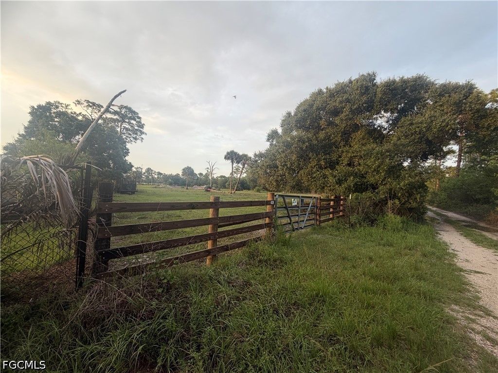 13707 Navel Ave, Clewiston