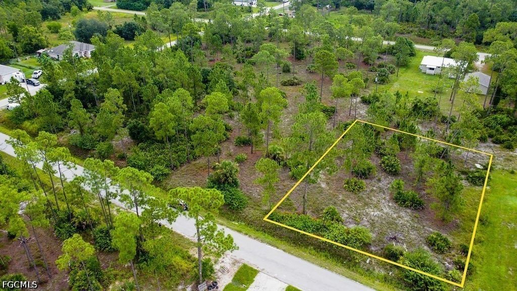 1222 North Ave, LEHIGH ACRES