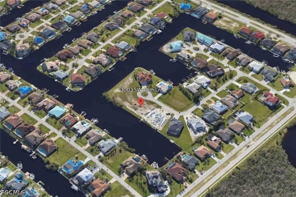 3003 Sw 40th Ln, CAPE CORAL