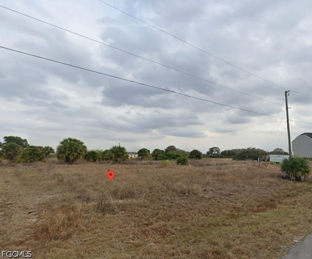 8017 Mangrove Cir, LABELLE