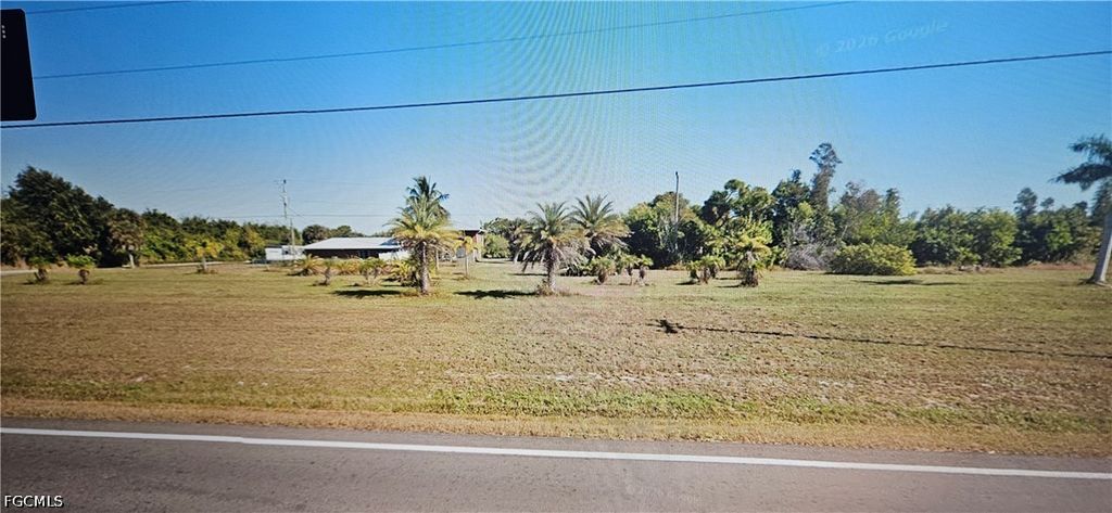 13790 Stringfellow Rd, BOKEELIA