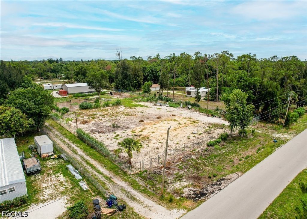 7979 Bogart Dr, North Fort Myers