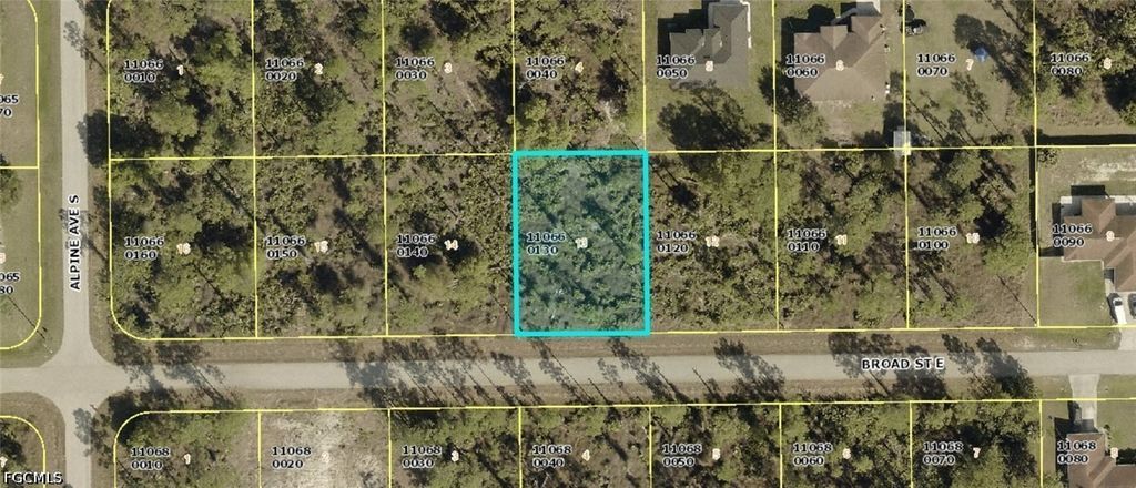 937 Broad St E, Lehigh Acres