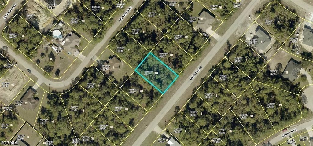963 Grant Blvd, LEHIGH ACRES
