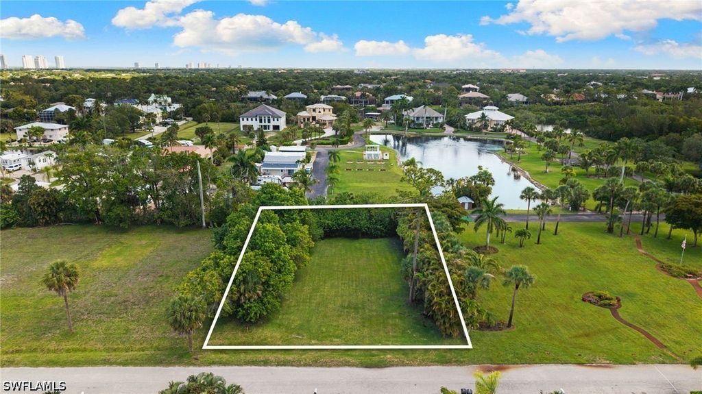 3080 Pine Tree Dr, Bonita Springs