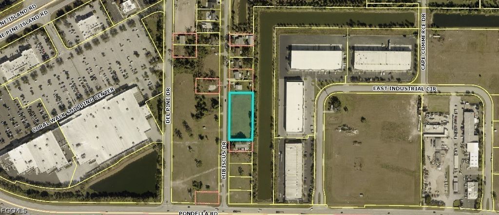 1270 Hibiscus Dr, Cape Coral