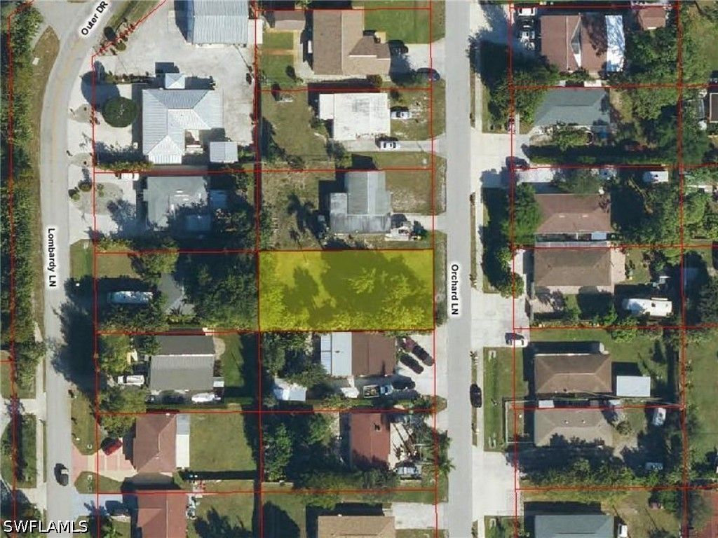 4604 Orchard Ln, Naples
