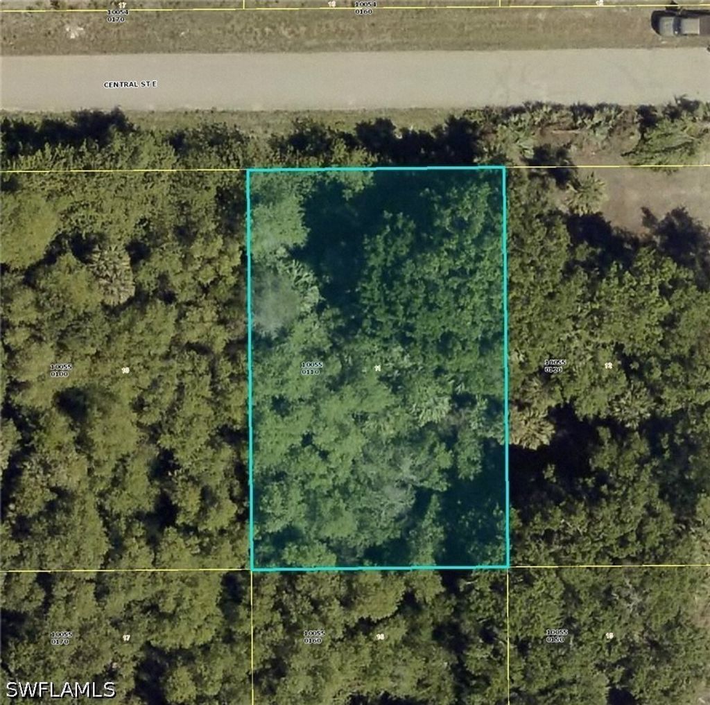 760 Central St E, Lehigh Acres