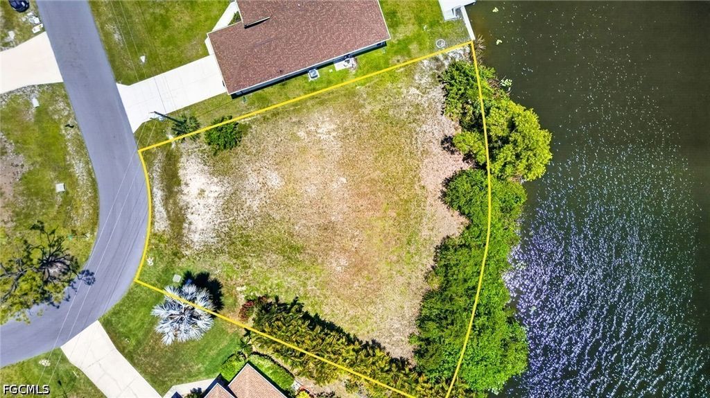2746 Nw 10th St, CAPE CORAL