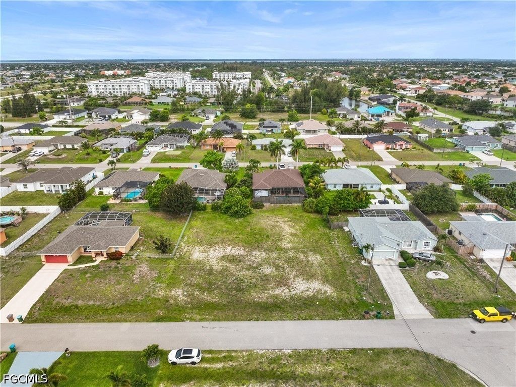 2236 Sw 19th Ave, CAPE CORAL