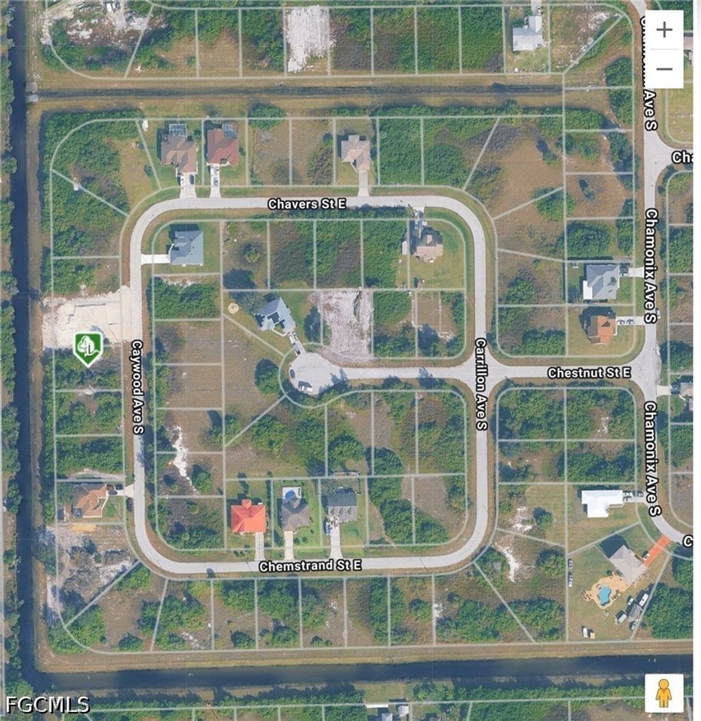 422 Caywood Ave S, LEHIGH ACRES