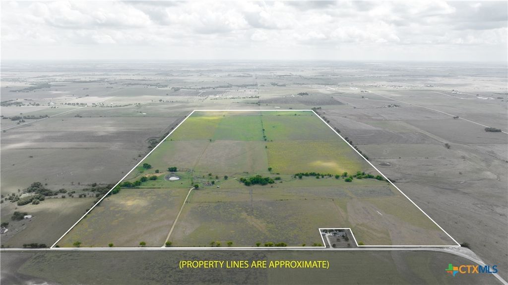 4775 Barnes Road, Salado