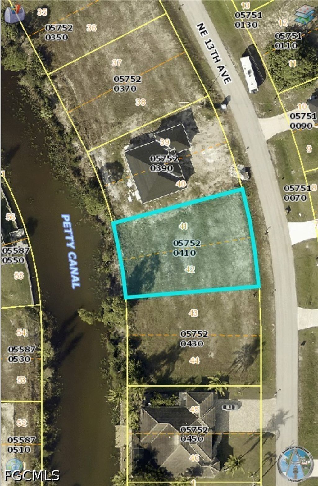 3714 Ne 13th Ave, Cape Coral