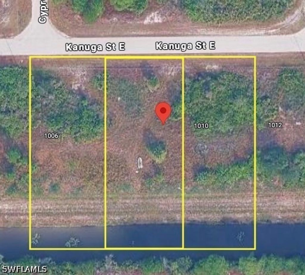 1008 Kanuga St E, Lehigh Acres