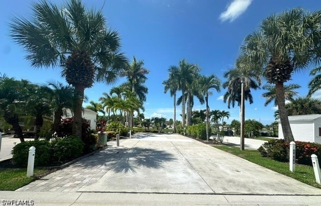 1311 Diamond Lake Cir, Naples