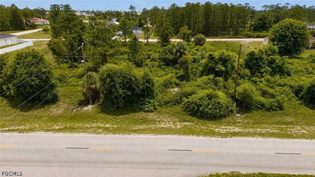 724 Jaguar Blvd, LEHIGH ACRES