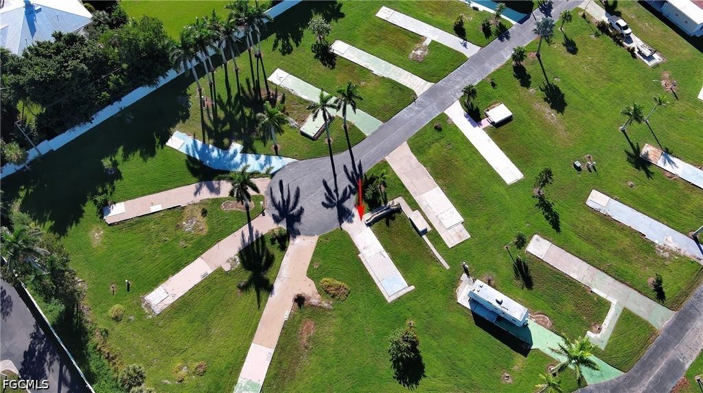 54 Poplar Pl, Fort Myers
