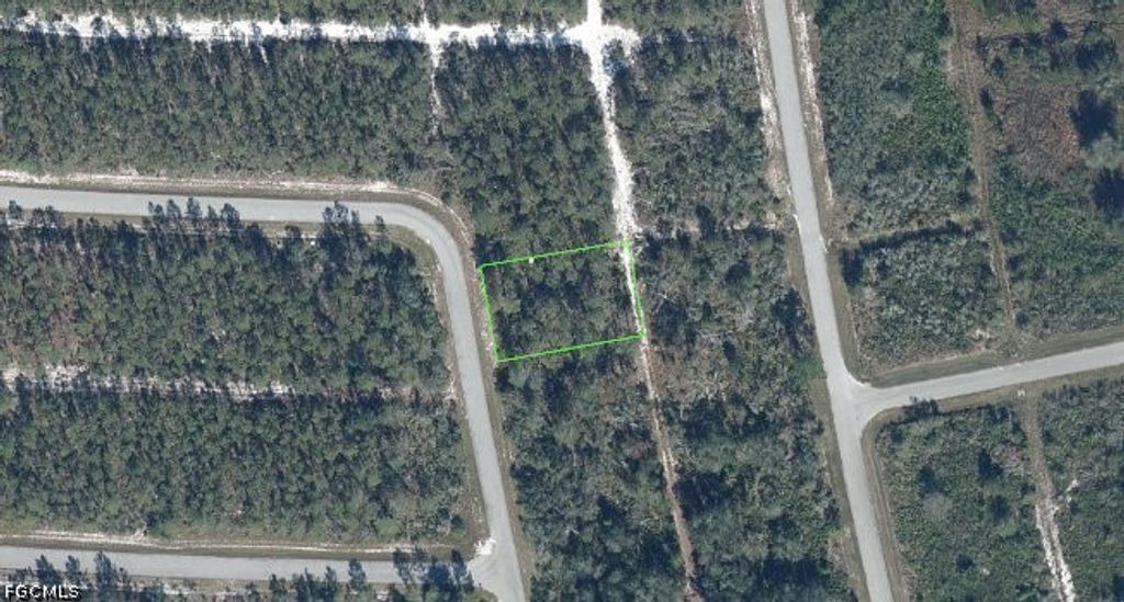 7610 Yumuri St, Sebring