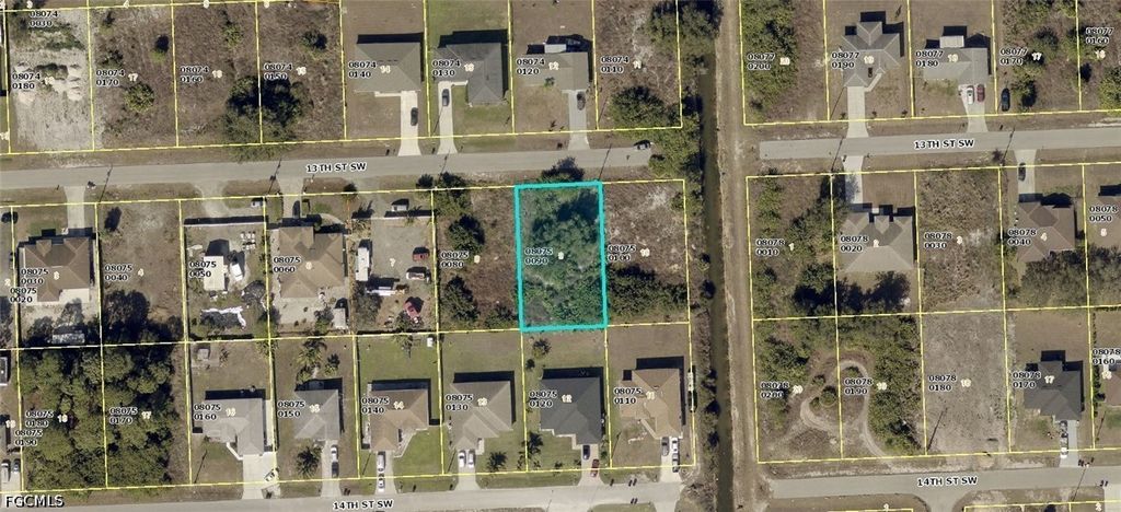4003 13th St Sw, LEHIGH ACRES