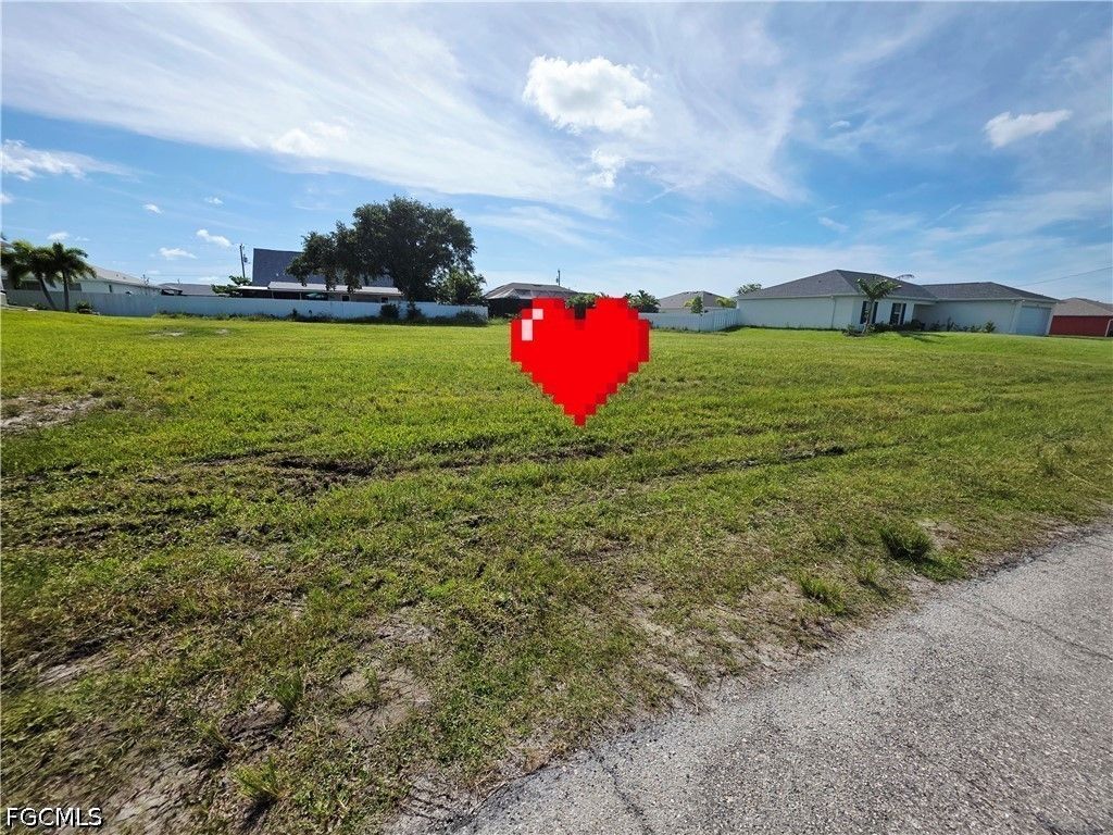 1216 Nw 14th Pl, CAPE CORAL