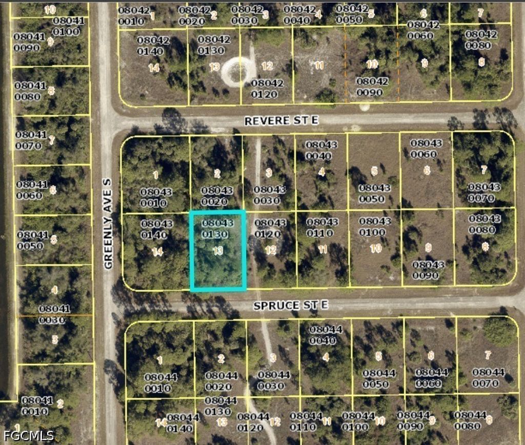 1239 Spruce St E, LEHIGH ACRES