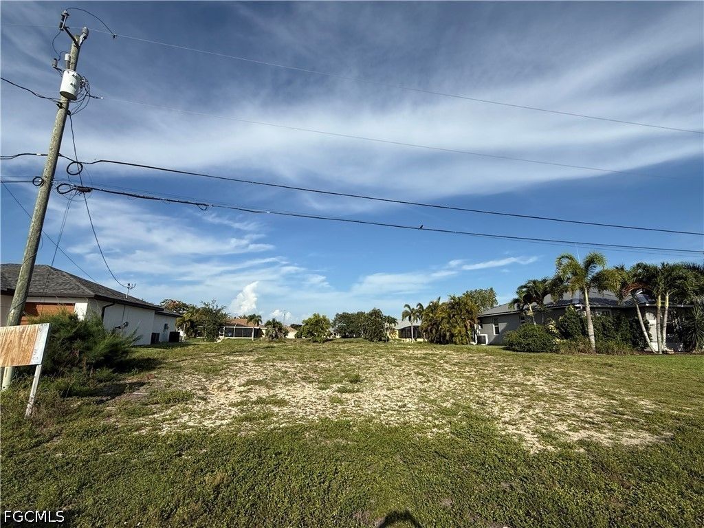 3009 Sw 11th Pl, CAPE CORAL