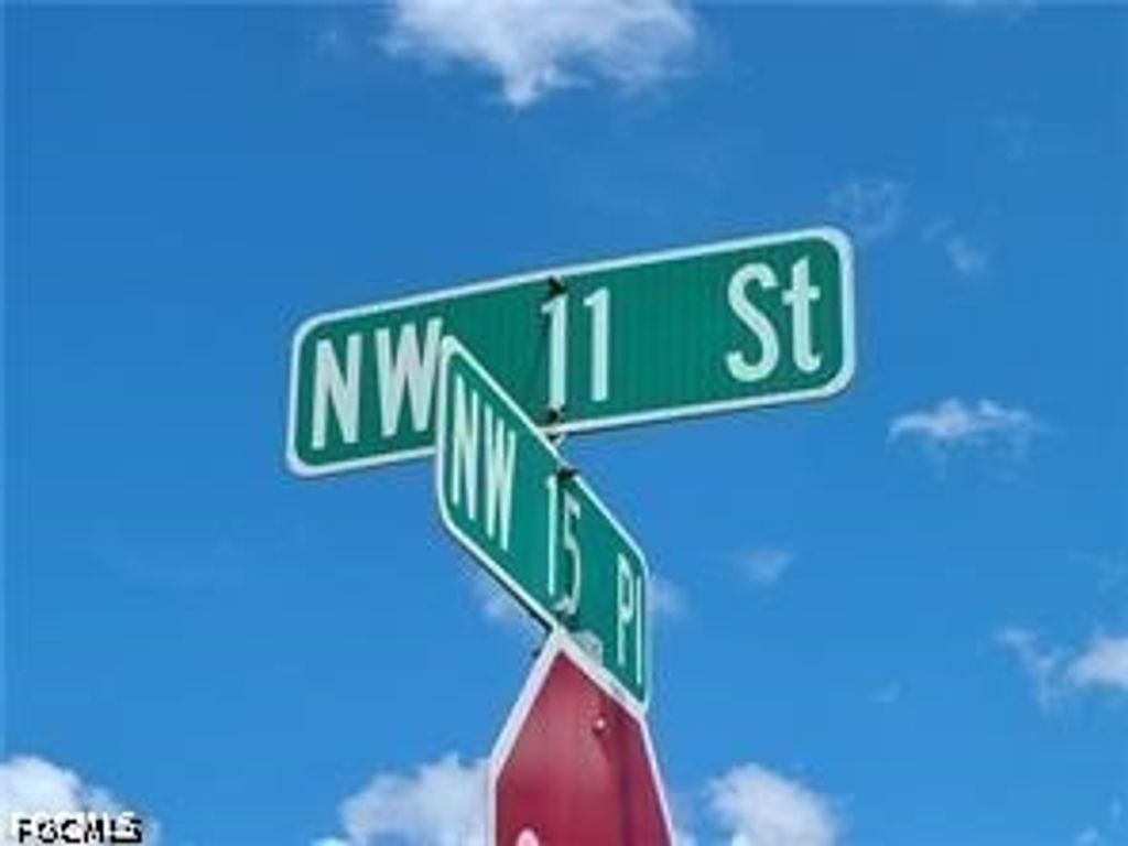 1405 Nw 11th St, CAPE CORAL