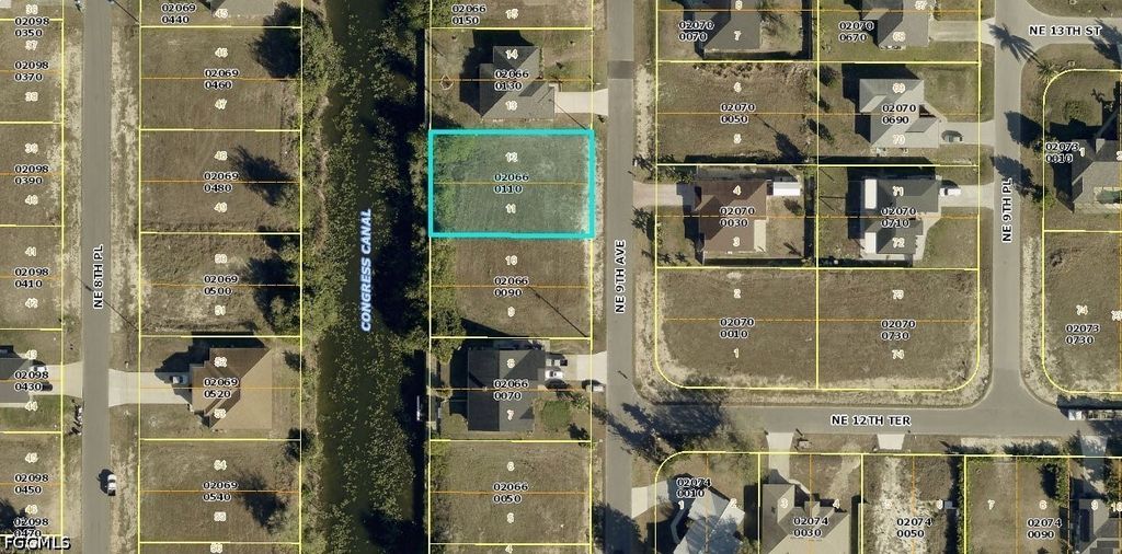 1222 Ne 9th Ave, CAPE CORAL