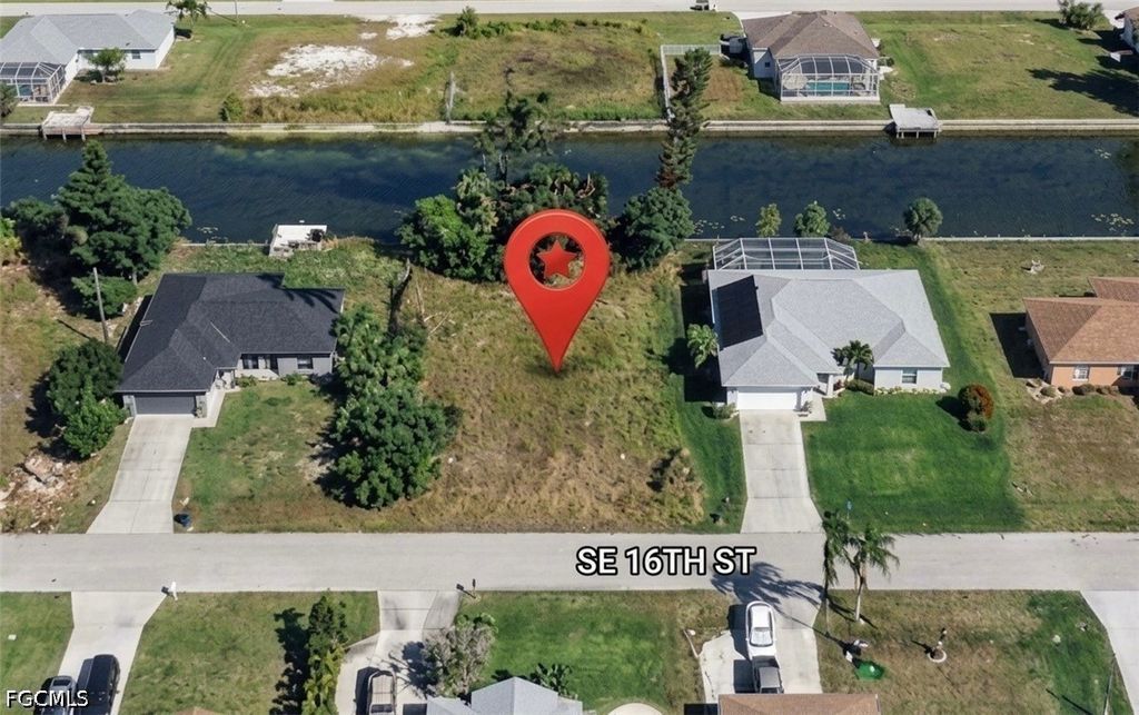 415 Se 16th St, CAPE CORAL